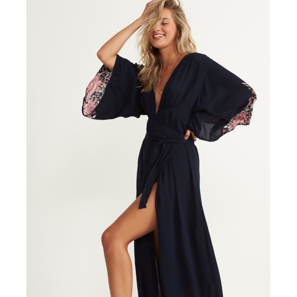 🔥🔥BILLABONG - THE ROBE LIFE MAXI DRESS🔥🔥